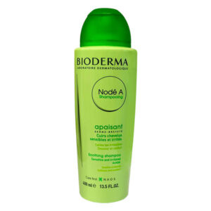 A scalp-calming shampoo, designed to reduce irritation and enhance hair’s natural shine.