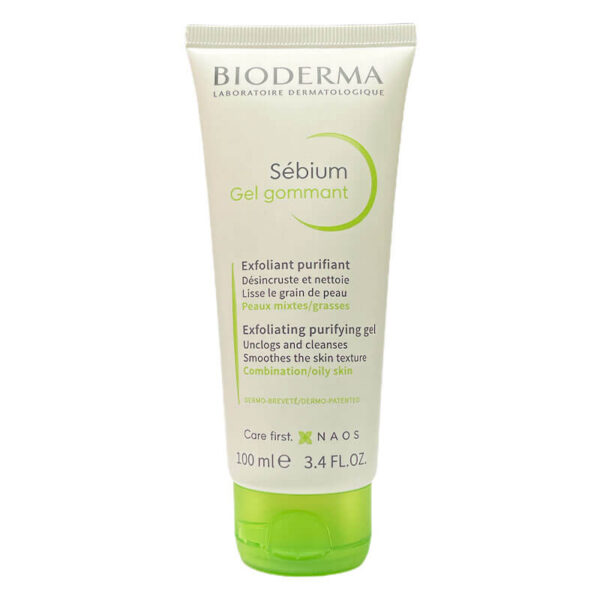 Deeply cleanses, refines texture, and brightens your complexion with its non-comedogenic, soap-free formula.